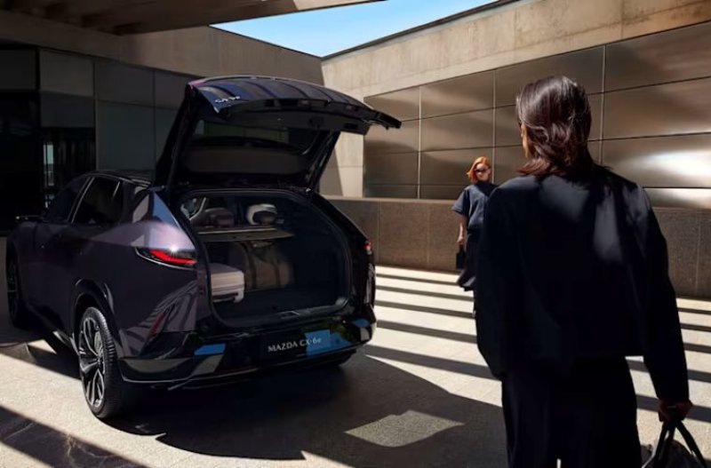 https://www.rockinghamcars.co.uk/assets/media/cx_6eboot.jpeg