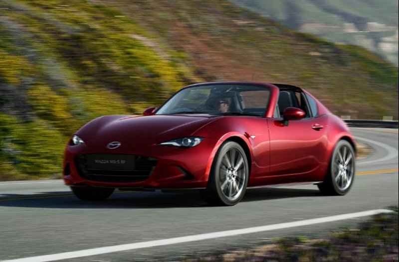 Retractable hardtop roof https://www.rockinghamcars.co.uk/assets/media/retractablehardtoproof.jpeg